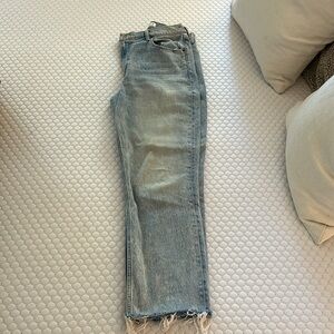 Abercrombie & Fitch: The 90’s Straight Ultra High Rise